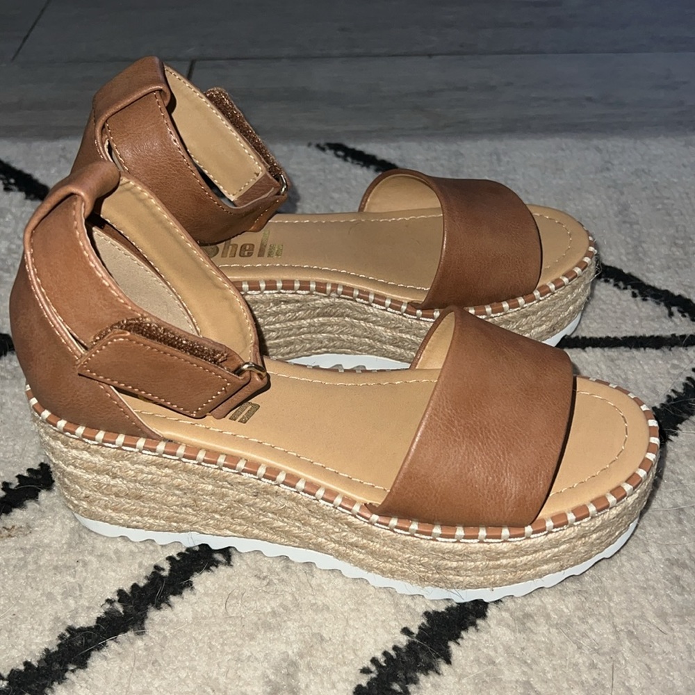 Brown Platform Sandal - image 6